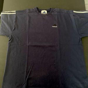Vintage adidas tee